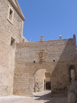 Entrance to Dalt Vila