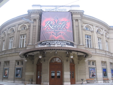 Raimund Theater